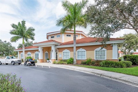 Condominio en alquiler en Sarasota, Florida, 1 dormitorio, 76.37 m2 № 2122074 - foto 3