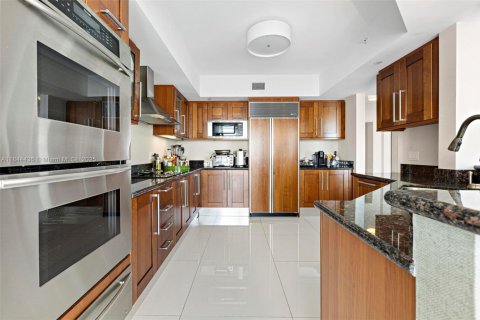 Condominio en alquiler en Aventura, Florida, 2 dormitorios, 226.03 m2 № 1936883 - foto 8