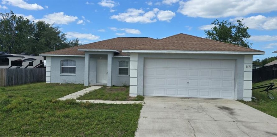 House in Ocala, Florida 3 bedrooms, 150.87 sq.m. № 2258202