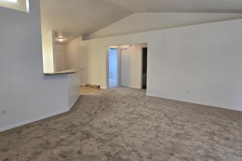 House in Ocala, Florida 3 bedrooms, 150.87 sq.m. № 2258202 - photo 9