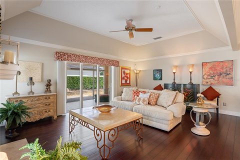 House in Orlando, Florida 3 bedrooms, 245.45 sq.m. № 1778933 - photo 7
