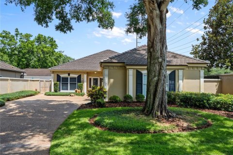 House in Orlando, Florida 3 bedrooms, 245.45 sq.m. № 1778933 - photo 3