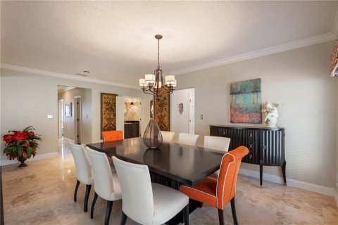 House in Orlando, Florida 3 bedrooms, 245.45 sq.m. № 1778933 - photo 12