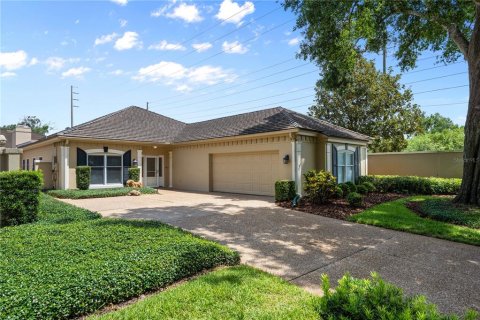 House in Orlando, Florida 3 bedrooms, 245.45 sq.m. № 1778933 - photo 2