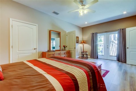 Casa en venta en Palm Harbor, Florida, 3 dormitorios, 191.84 m2 № 1918114 - foto 20