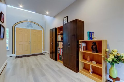 Casa en venta en Palm Harbor, Florida, 3 dormitorios, 191.84 m2 № 1918114 - foto 10