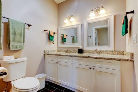 Casa en venta en Palm Harbor, Florida, 3 dormitorios, 191.84 m2 № 1918114 - foto 23