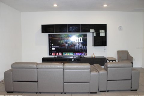 House in Riverview, Florida 4 bedrooms, 190.08 sq.m. № 1732755 - photo 22