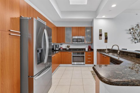 Condo in Riviera Beach, Florida, 3 bedrooms  № 2249676 - photo 11