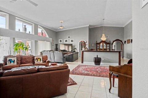House in North Redington Beach, Florida 6 bedrooms, 435.06 sq.m. № 1614326 - photo 18