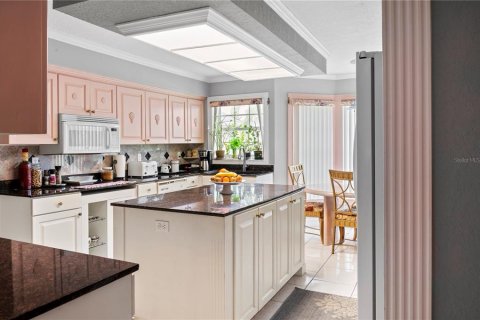 House in North Redington Beach, Florida 6 bedrooms, 435.06 sq.m. № 1614326 - photo 21