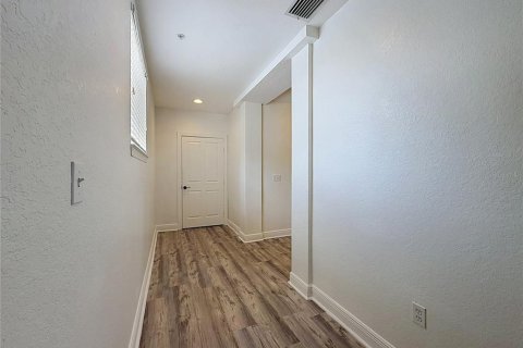 Adosado en venta en Kissimmee, Florida, 3 dormitorios, 197.32 m2 № 2304411 - foto 21