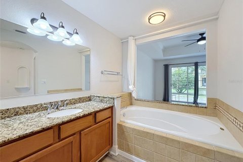 Adosado en venta en Kissimmee, Florida, 3 dormitorios, 197.32 m2 № 2304411 - foto 13