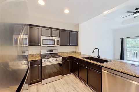 Adosado en venta en Kissimmee, Florida, 3 dormitorios, 197.32 m2 № 2304411 - foto 23