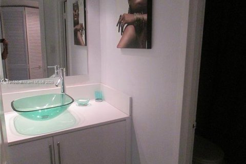 Снять в аренду кондоминиум в Майами-Бич, Флорида 49.24м2, № 2080182 - фото 11