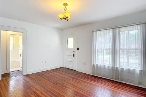 Casa en venta en Leesburg, Florida, 3 dormitorios, 159.05 m2 № 1809886 - foto 5