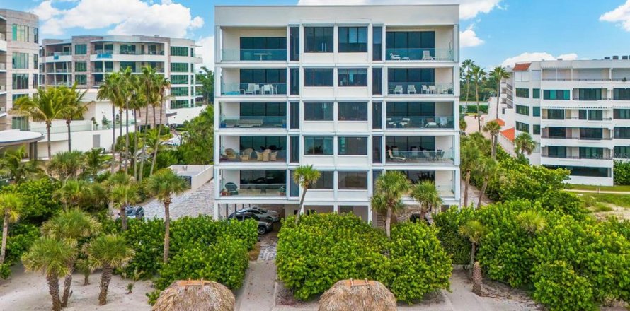 Condominio en Longboat Key, Florida, 3 dormitorios № 1905062