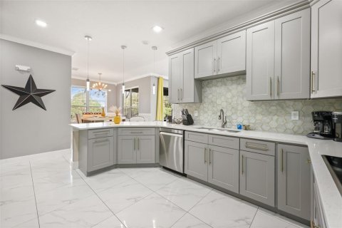 Villa ou maison à vendre à Davenport, Floride: 4 chambres, 206.06 m2 № 2150439 - photo 9