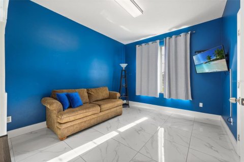 Villa ou maison à vendre à Davenport, Floride: 4 chambres, 206.06 m2 № 2150439 - photo 19