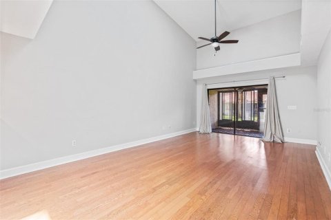 Touwnhouse à vendre à Orlando, Floride: 3 chambres, 162.58 m2 № 1905442 - photo 21