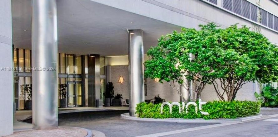 Condo in Miami, Florida, 1 bedroom  № 2001026