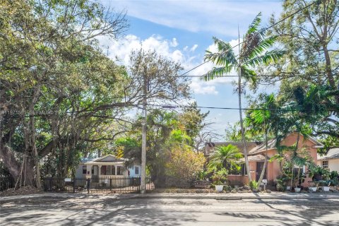 Купить виллу или дом в Майами, Флорида 2 спальни, 69.96м2, № 2032315 - фото 5