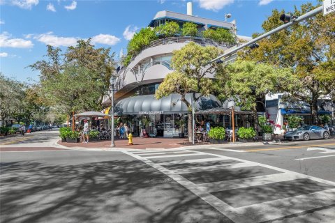 Купить виллу или дом в Майами, Флорида 2 спальни, 69.96м2, № 2032315 - фото 10