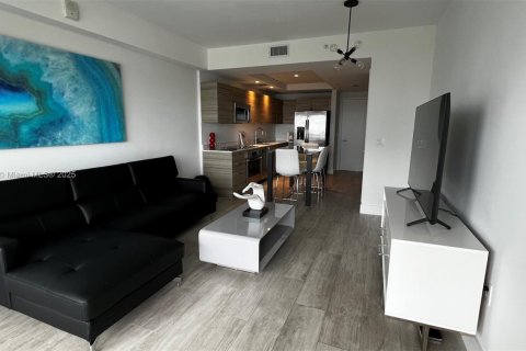 Copropriété à louer à Miami, Floride: 1 chambre, 66.24 m2 № 2022448 - photo 3