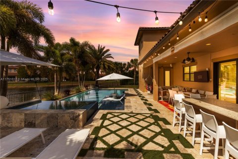 House in Parkland, Florida 5 bedrooms, 391.3 sq.m. № 1741512 - photo 6