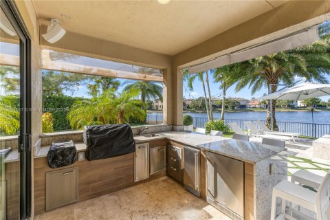 House in Parkland, Florida 5 bedrooms, 391.3 sq.m. № 1741512 - photo 12