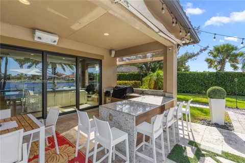 House in Parkland, Florida 5 bedrooms, 391.3 sq.m. № 1741512 - photo 10