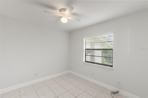 Villa ou maison à vendre à Tampa, Floride: 3 chambres, 136.47 m2 № 2216738 - photo 29
