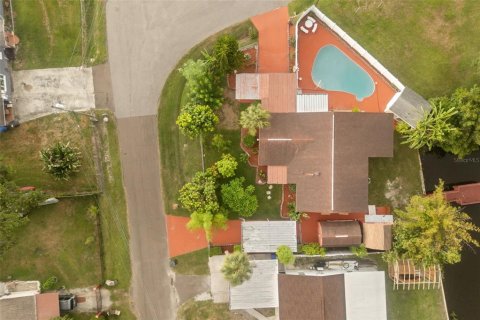 Villa ou maison à vendre à Tampa, Floride: 3 chambres, 136.47 m2 № 2216738 - photo 3
