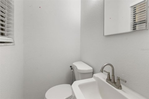 Villa ou maison à vendre à Tampa, Floride: 3 chambres, 136.47 m2 № 2216738 - photo 25