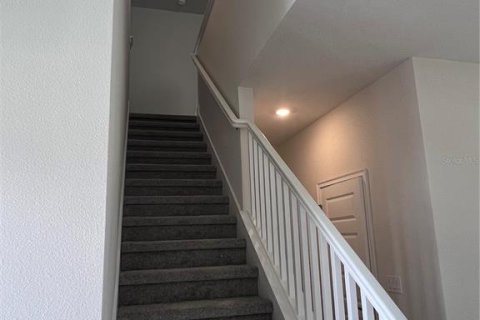 Casa en venta en Saint Cloud, Florida, 4 dormitorios, 223.43 m2 № 1917183 - foto 5