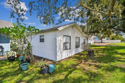 House in Seminole, Florida 2 bedrooms, 75.44 sq.m. № 1885408 - photo 28