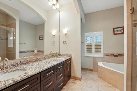Casa en venta en Orlando, Florida, 4 dormitorios, 188.78 m2 № 1901183 - foto 10