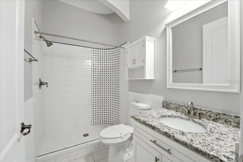 Casa en venta en Orlando, Florida, 4 dormitorios, 188.78 m2 № 1901183 - foto 13
