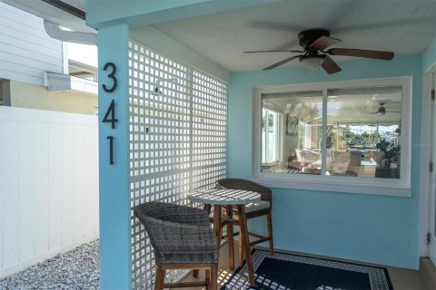 House in Madeira Beach, Florida 2 bedrooms, 83.24 sq.m. № 1902656 - photo 30