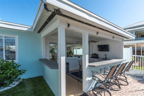 House in Madeira Beach, Florida 2 bedrooms, 83.24 sq.m. № 1902656 - photo 7