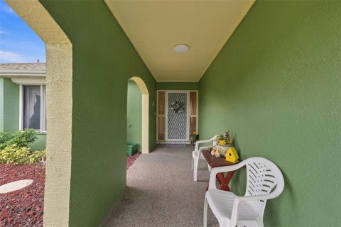 Villa ou maison à vendre à Spring Hill, Floride: 3 chambres, 178 m2 № 2400040 - photo 4