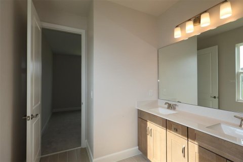 Villa ou maison à vendre à Apopka, Floride: 4 chambres, 281.31 m2 № 2092768 - photo 5