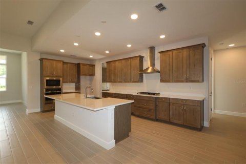 Villa ou maison à vendre à Apopka, Floride: 4 chambres, 281.31 m2 № 2092768 - photo 2