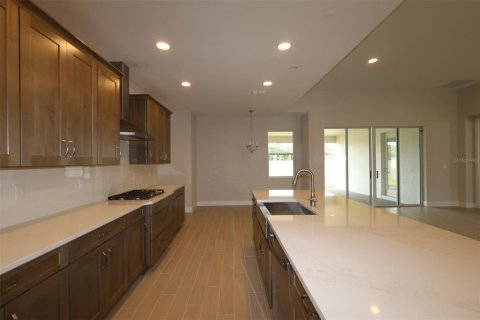 Villa ou maison à vendre à Apopka, Floride: 4 chambres, 281.31 m2 № 2092768 - photo 3