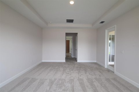 Villa ou maison à vendre à Apopka, Floride: 4 chambres, 281.31 m2 № 2092768 - photo 9