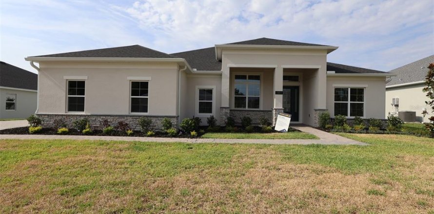Villa ou maison à Apopka, Floride 4 chambres, 281.31 m2 № 2092768