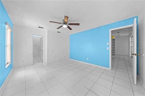 Купить виллу или дом в Киссимми, Флорида 8 комнат, 145.95м2, № 1793029 - фото 18