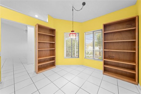 Купить виллу или дом в Киссимми, Флорида 8 комнат, 145.95м2, № 1793029 - фото 13