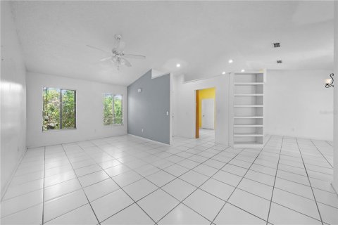 Купить виллу или дом в Киссимми, Флорида 8 комнат, 145.95м2, № 1793029 - фото 25