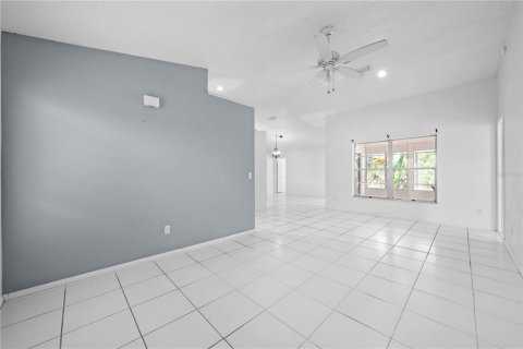 Купить виллу или дом в Киссимми, Флорида 8 комнат, 145.95м2, № 1793029 - фото 24
